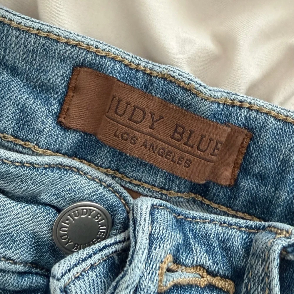 Judy Blue Bayside Bliss Tummy Control Wide Leg Jeans - Picture 3 of 6